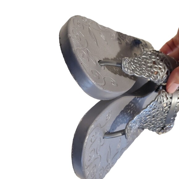 BRIGHTON BLACK SCROLL RUBBER SANDALS SZ 8 - Picture 2 of 6